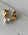 Vintage Shell hand Pearl Earrings