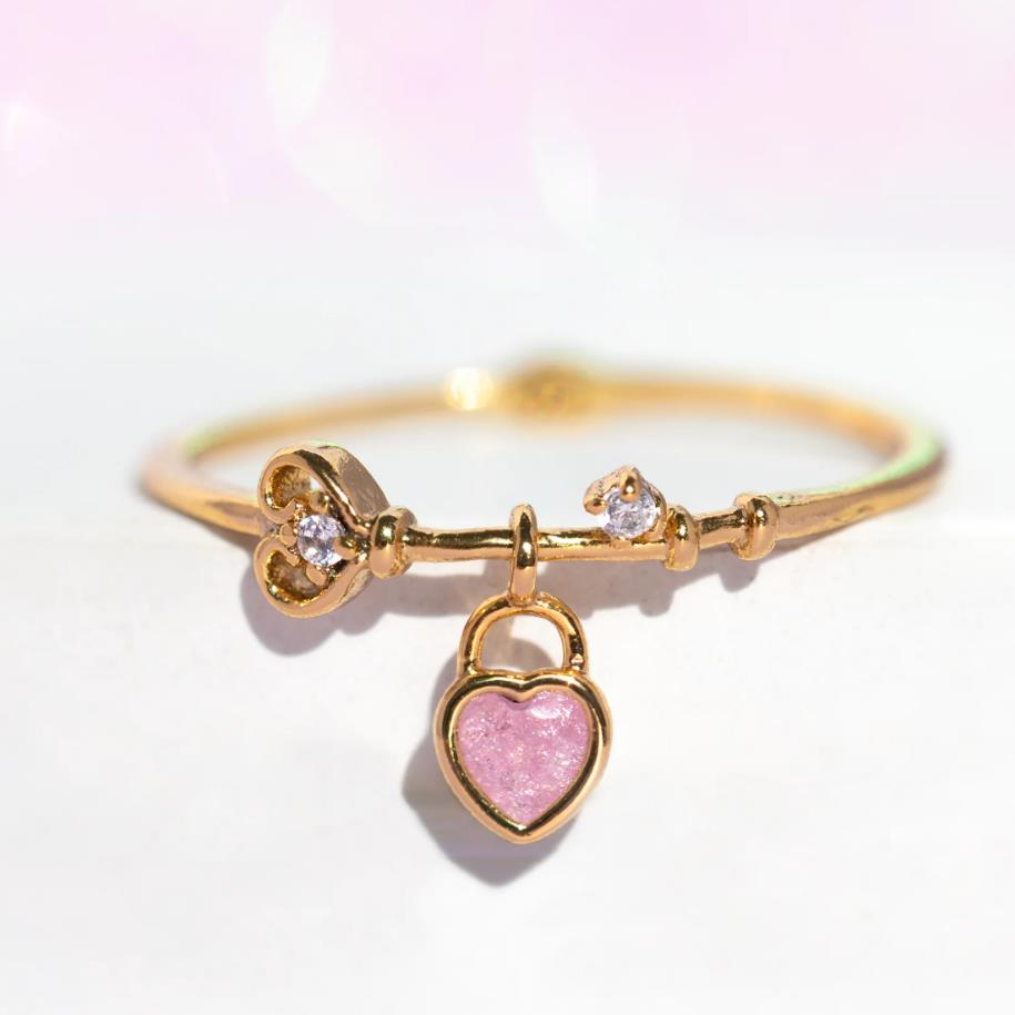 Vintage Tassel Pink Heart Ring