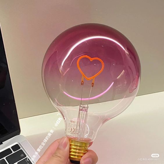 Heart Bulb Lamp