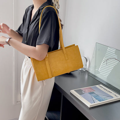 Minimal Shoulder Bag