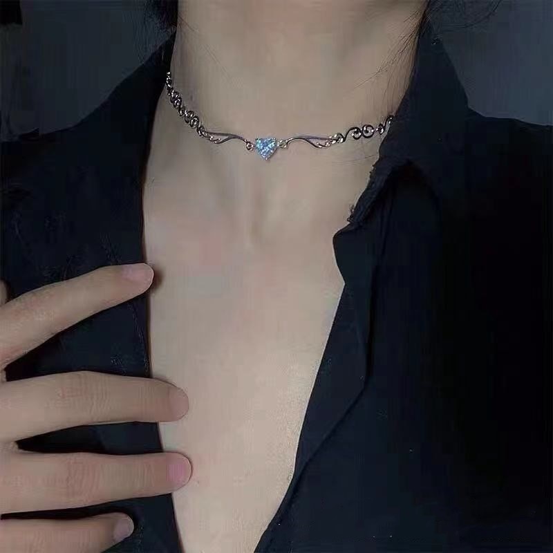 Crystal Love Heart Choker