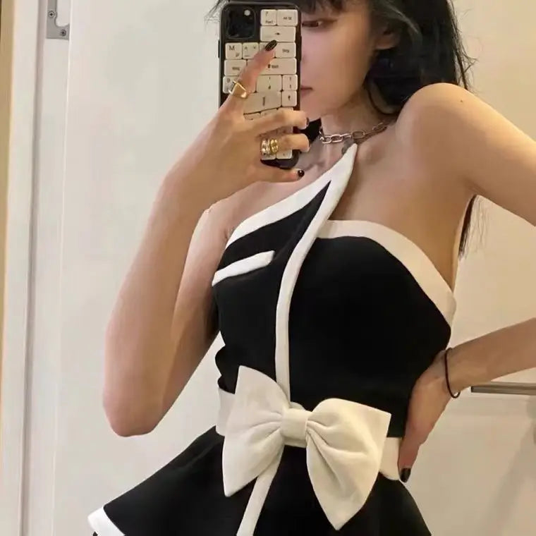 B&amp;W Bow Top