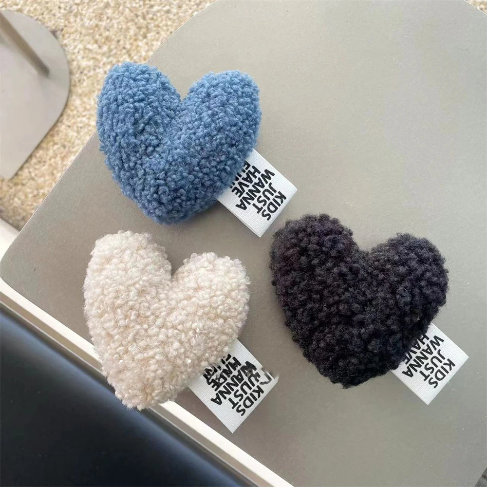 Fuzzy Fur Heart Pop-Socket