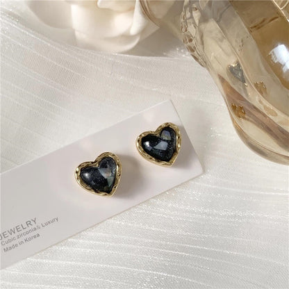 Vintage Heart Earring