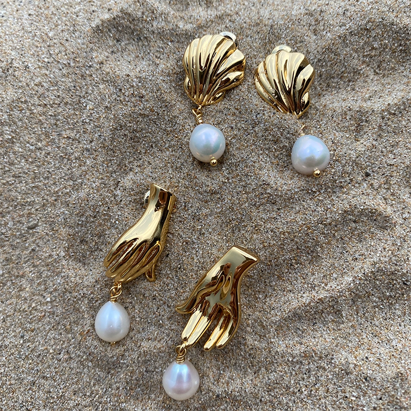 Vintage Shell hand Pearl Earrings