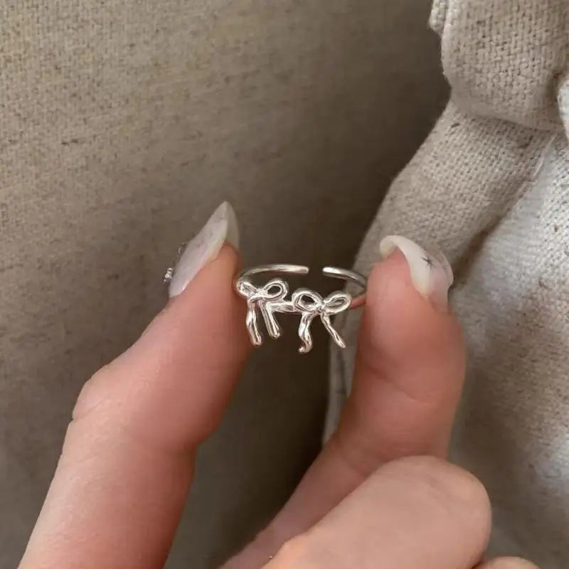 Double Bowknot Rings