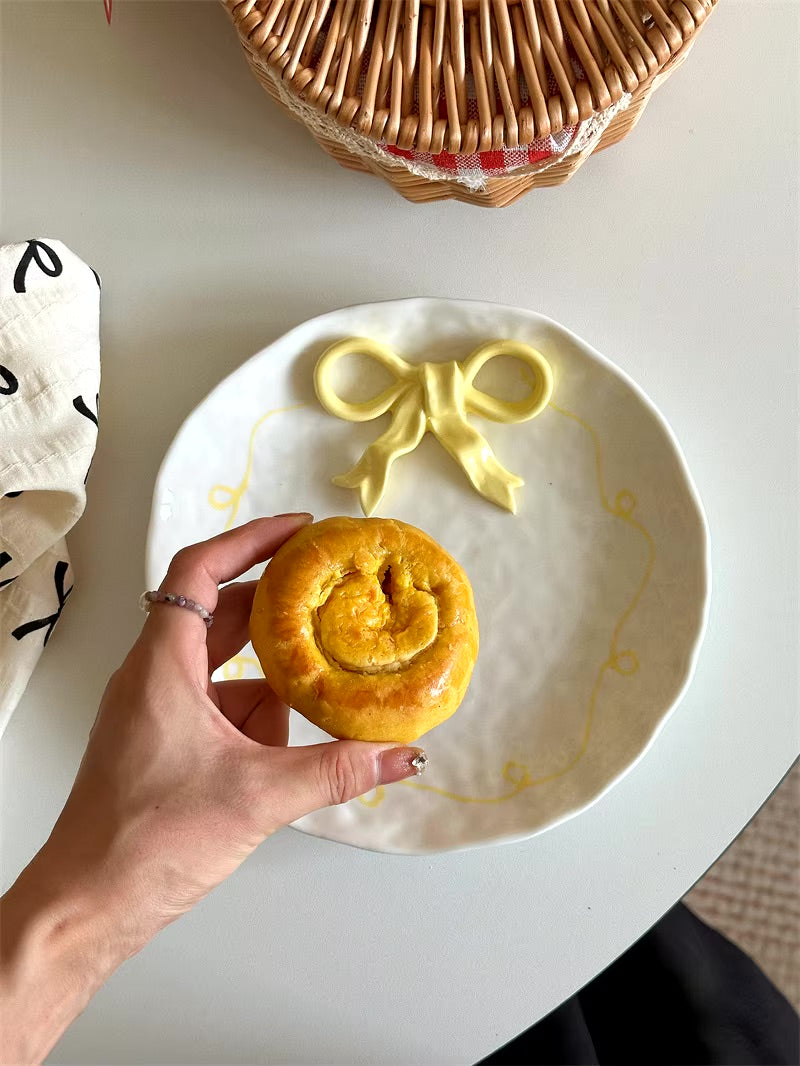 Porcelain Bowknot Plate