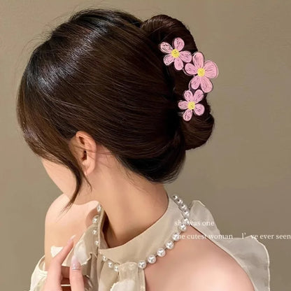 The Daisy Garden Hair Claw Clip