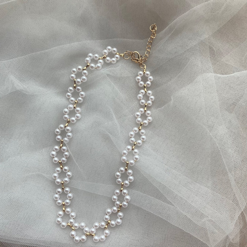 Flower Pearl Necklace and Bracelet