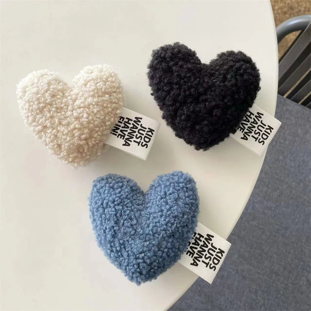 Fuzzy Fur Heart Pop-Socket