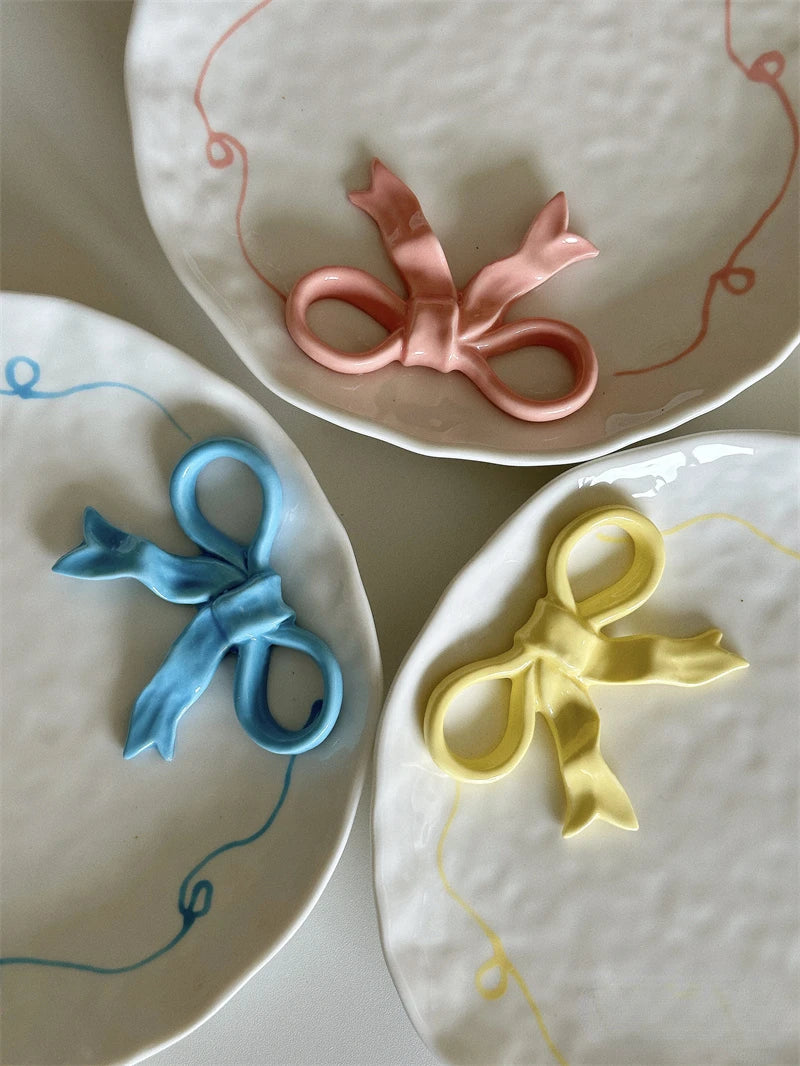 Porcelain Bowknot Plate