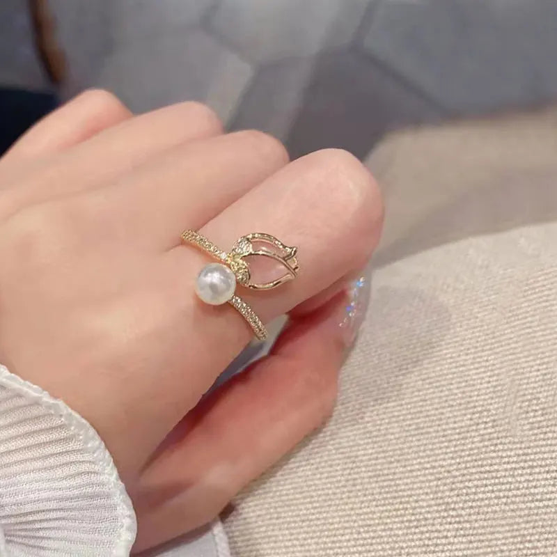 Tulip Pearl Ring