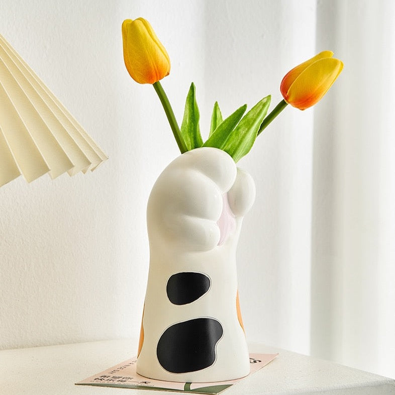 Cat Claw Vase