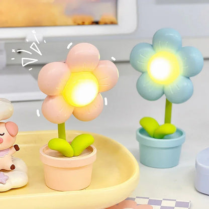 Mini Flower Table Lamp