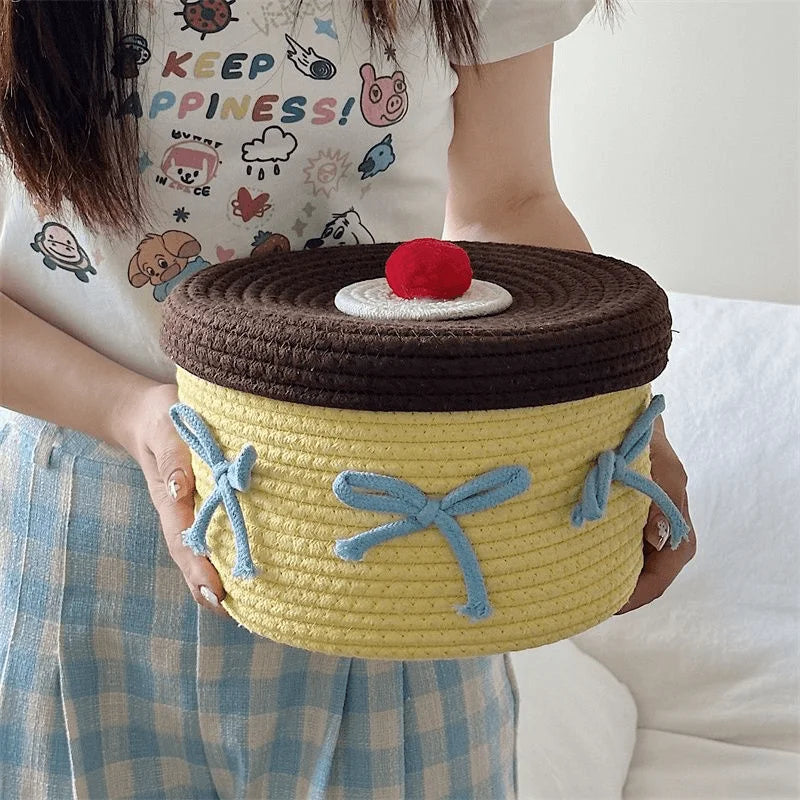 Cute Thread Woven Box