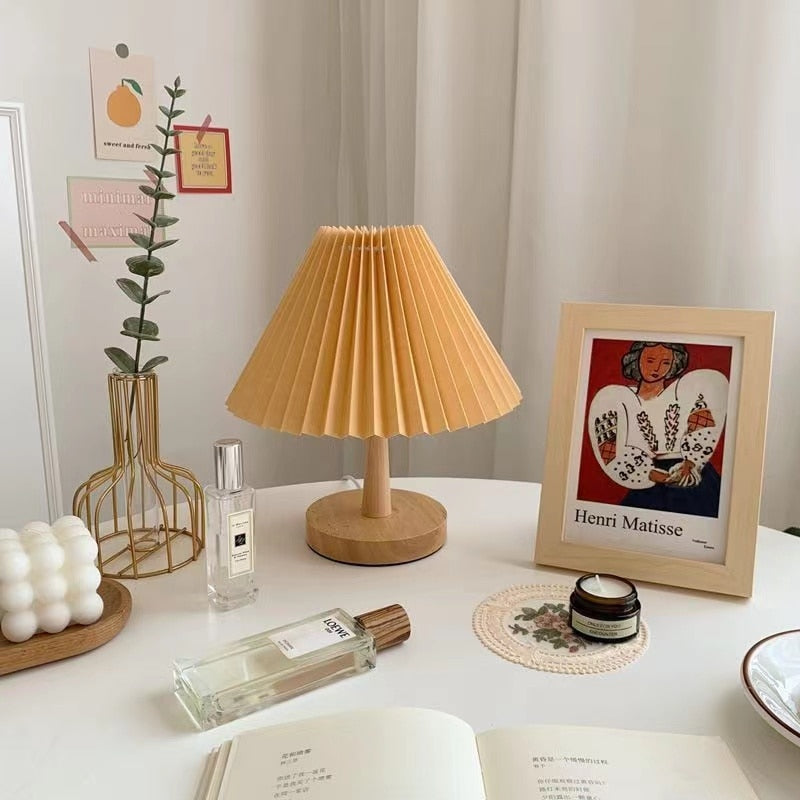 Nordic Pleated Table Lamp DIY
