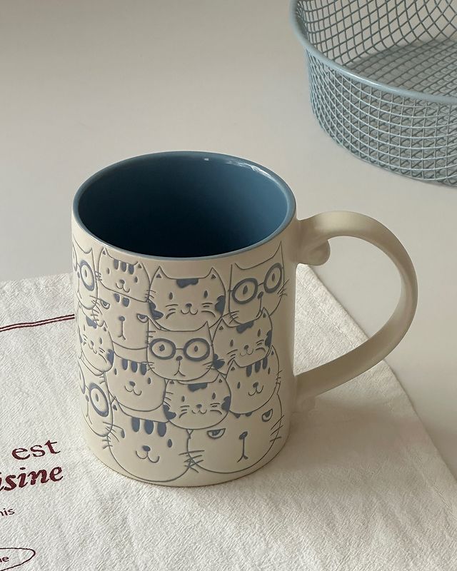 Engraved Cats Mug