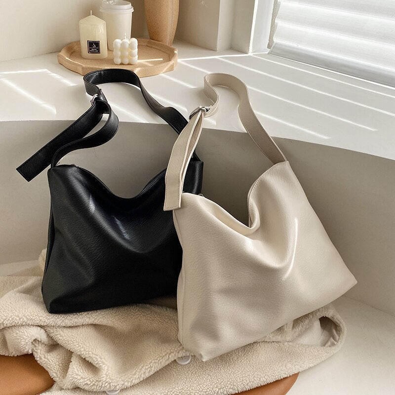 Minimal Leather Shoulder Bag