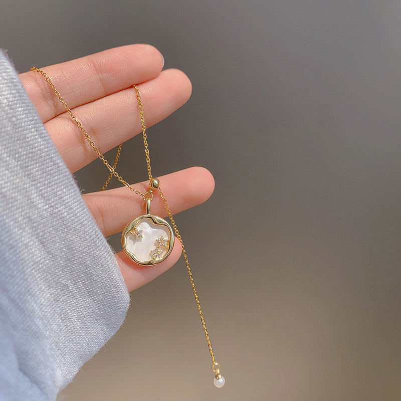 Wind Pearl Necklace