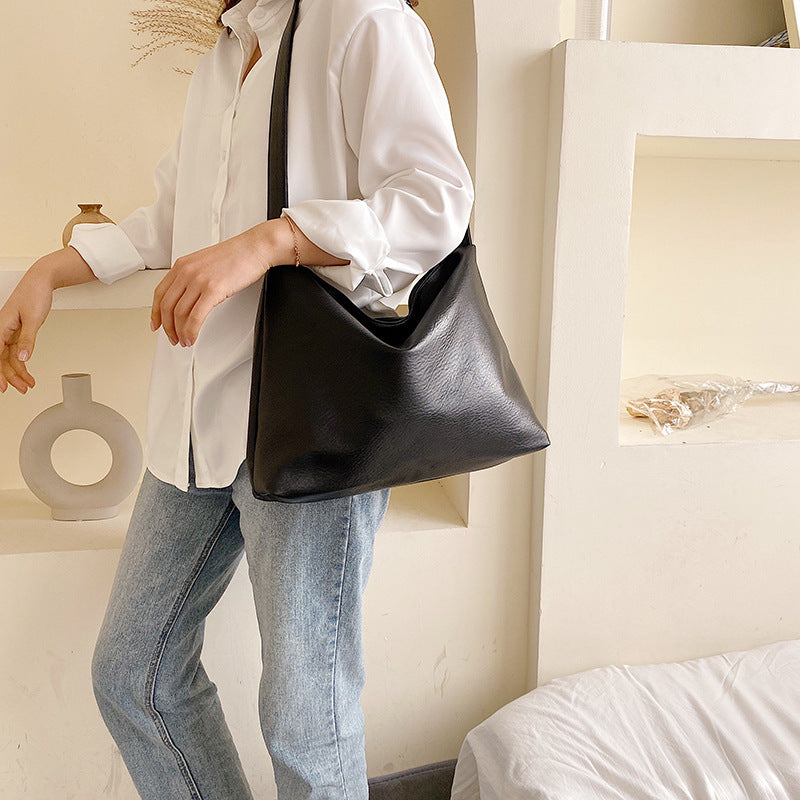 Minimal Leather Shoulder Bag