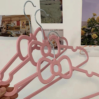 Heart-Shaped/Bowknot Hanger