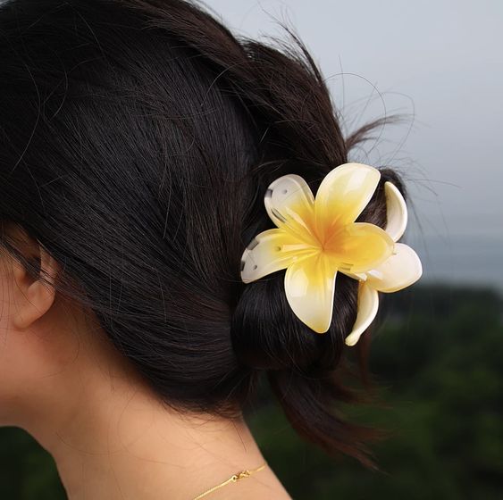 Bauhinia Flower Clip