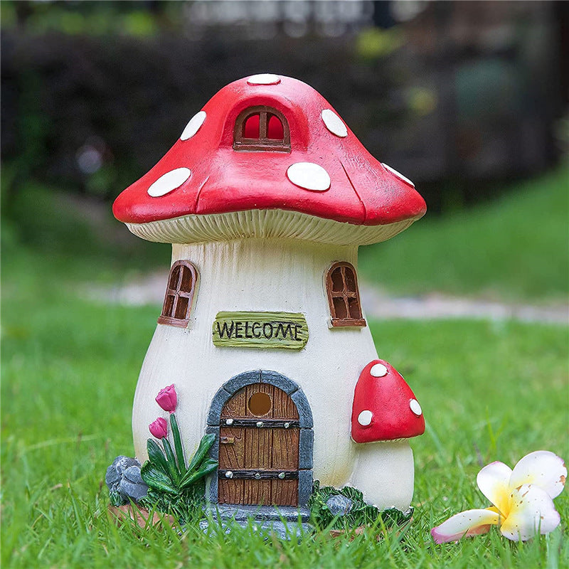 Mushroom House Solar Lamp