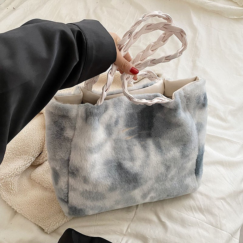 Painting Wool Shoulder Bag