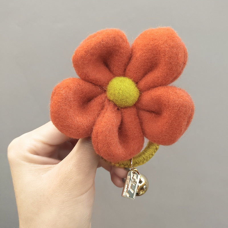 Daisy Plush Hair Tie