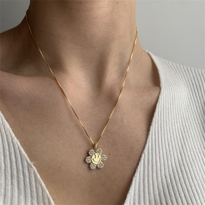 Smiley Flower Necklace