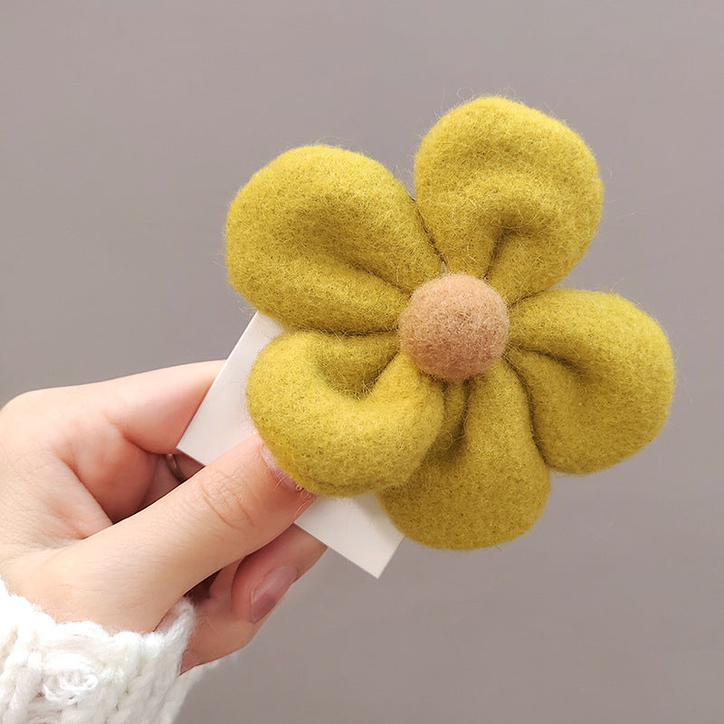 Daisy Plush Hair Tie