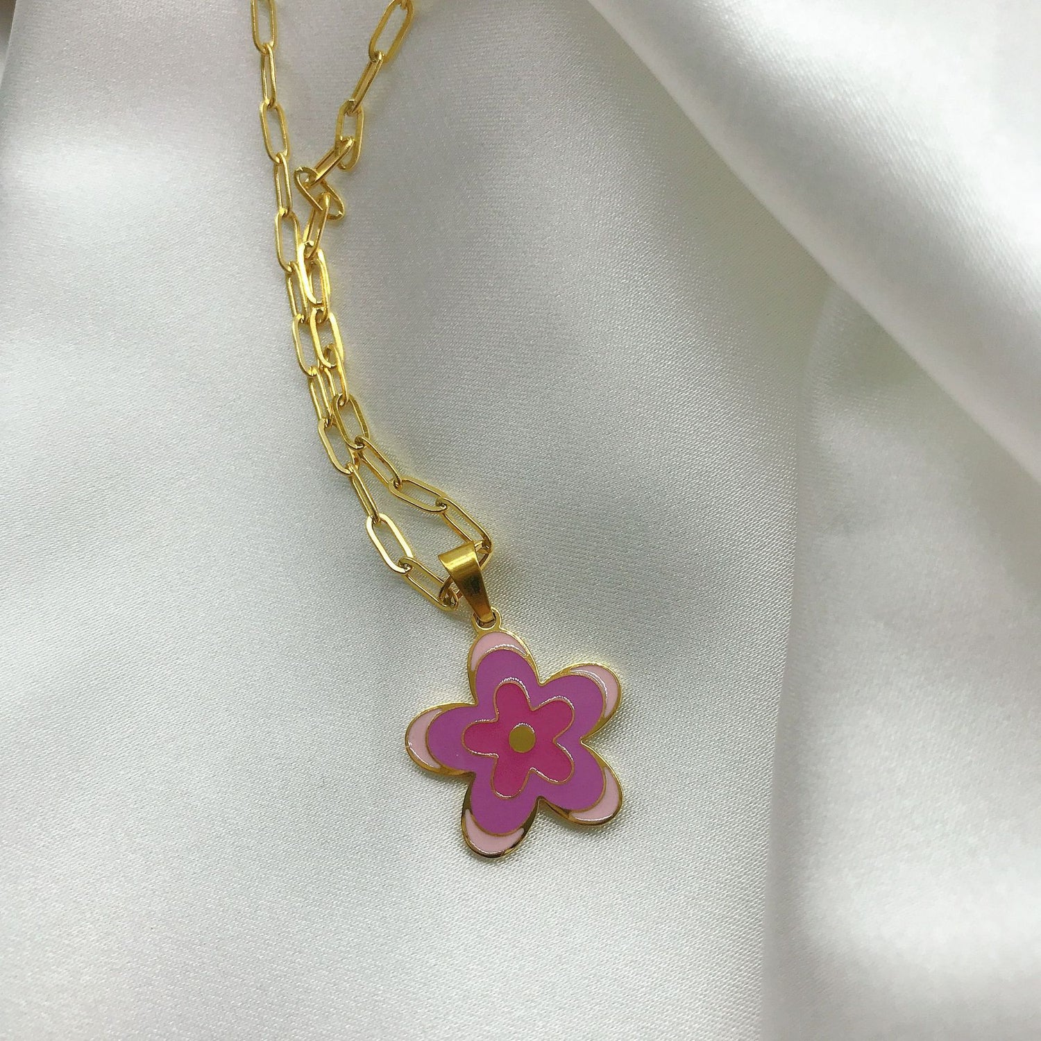 Flower Pendant Necklace