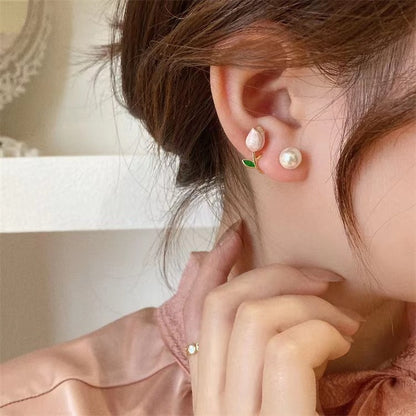 Tulip Pearl Stud Earrings