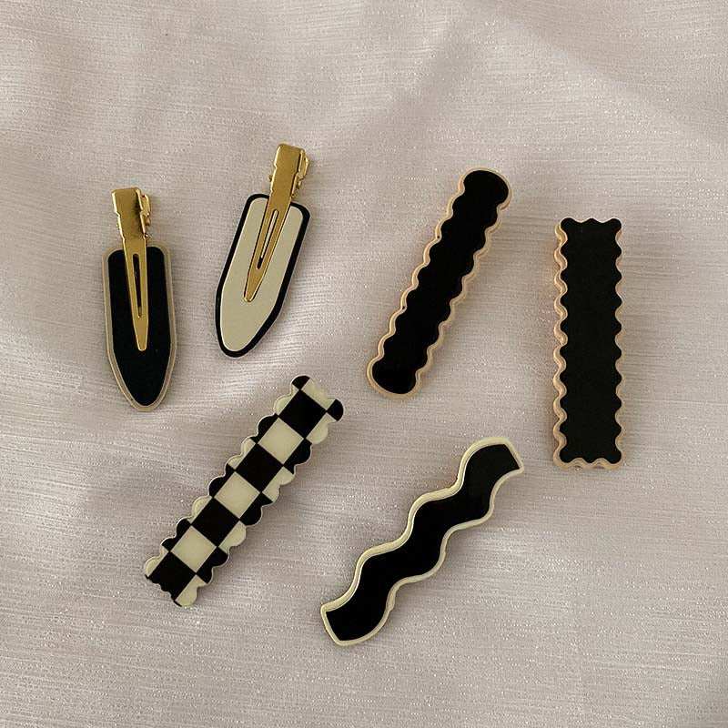 Black White Checkerboard Hairpins Set