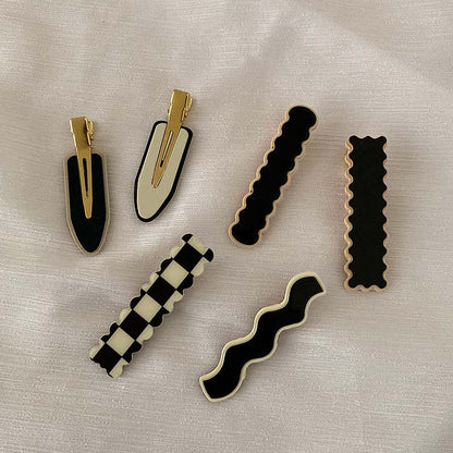 Black White Checkerboard Hairpins Set