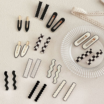 Black White Checkerboard Hairpins Set