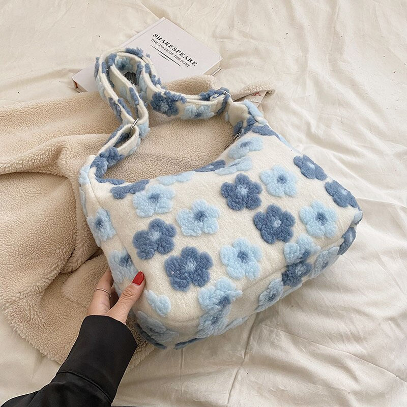 Fluffy discount daisy bag