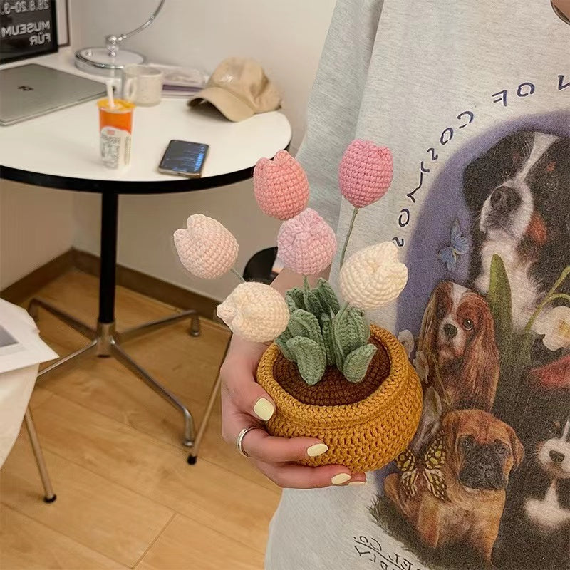 DIY Crochet Tulip Pot