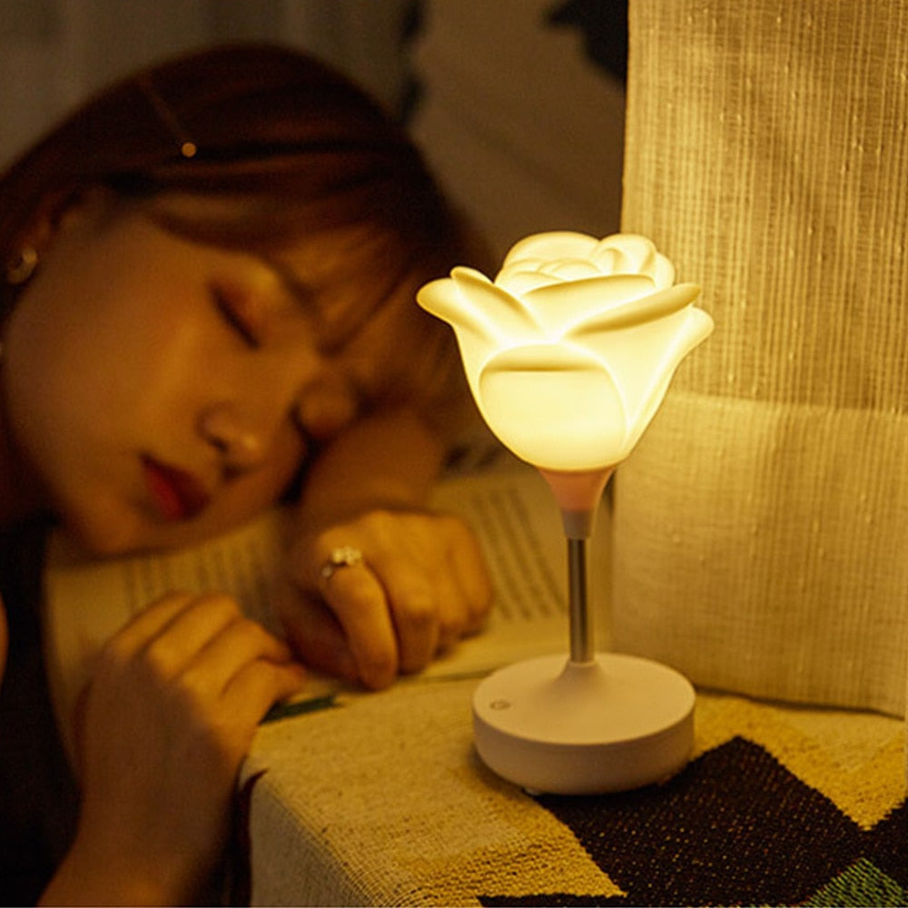 Valentine&#39;s Day Rose Lamp