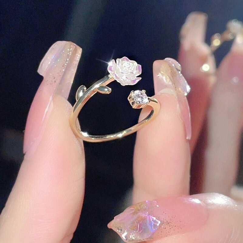 White Rose Ring