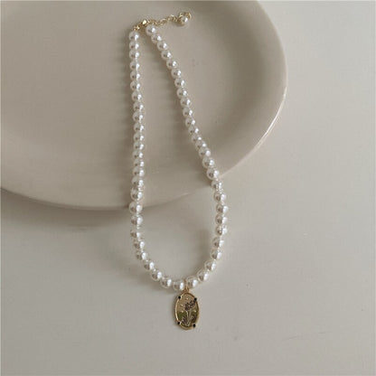 Vintage White Pearl Golden Necklace