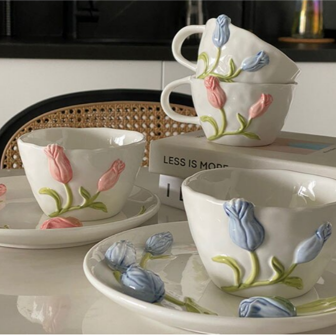 Tulip Ceramic Set