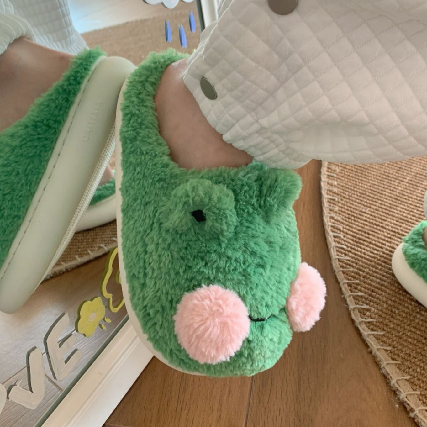 Cute Frog Slippers