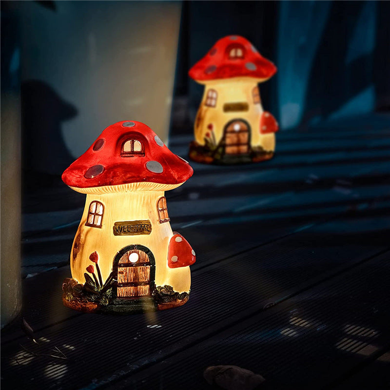 Mushroom House Solar Lamp