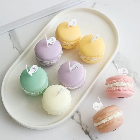 Macaroon Candles