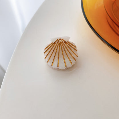 Shell Hair Clip