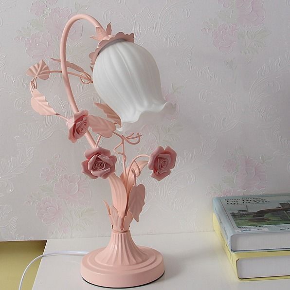 Vintage Flower Branch Lamp